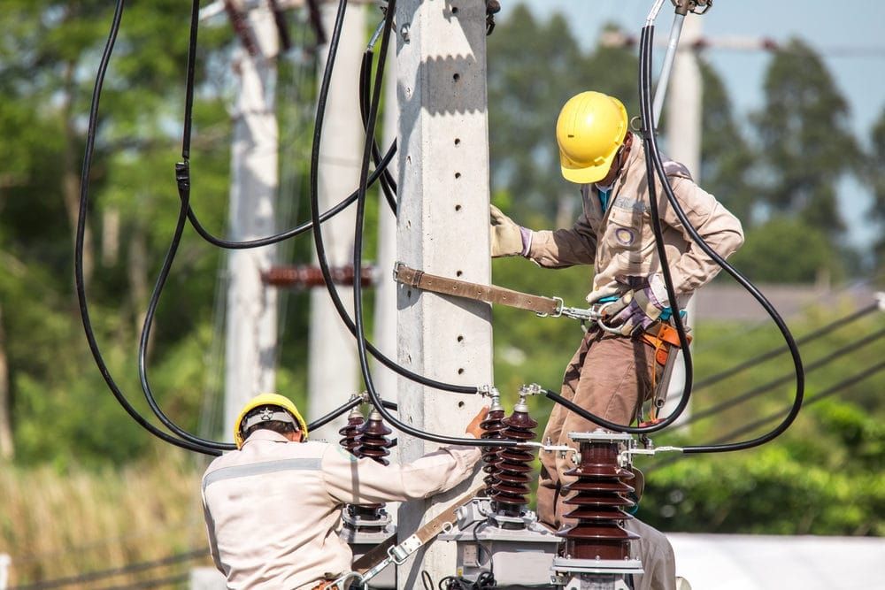 Electrician overalls working at height and dangerous